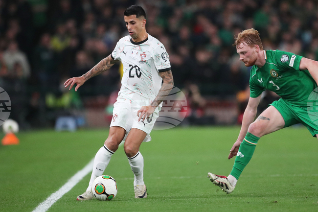 Португалският национал Жоао Кансело изясни ситуацията с предполагаемия "скандал в самолета" по време на полет от Саудитска Арабия до Европа