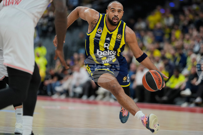 Фенербахче победи Виртус Болоня, Панатинайкос се справи с Партизан в баскетболната Евролига