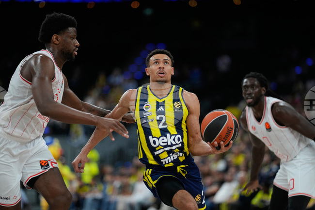 Фенербахче ще остане част от Евролигата, АСВЕЛ я напуска, твърди пресата в Гърция