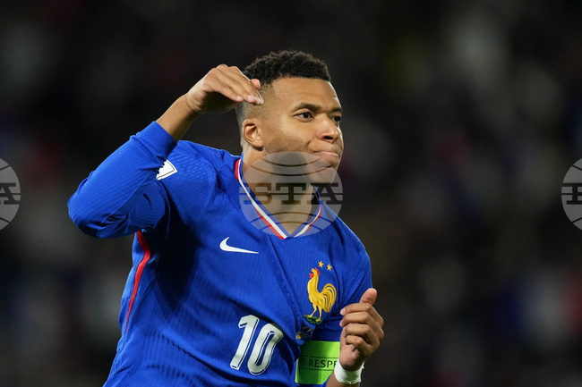 Килиан Мбапе напусна лагера на националния отбор по футбол на Франция заради контузия