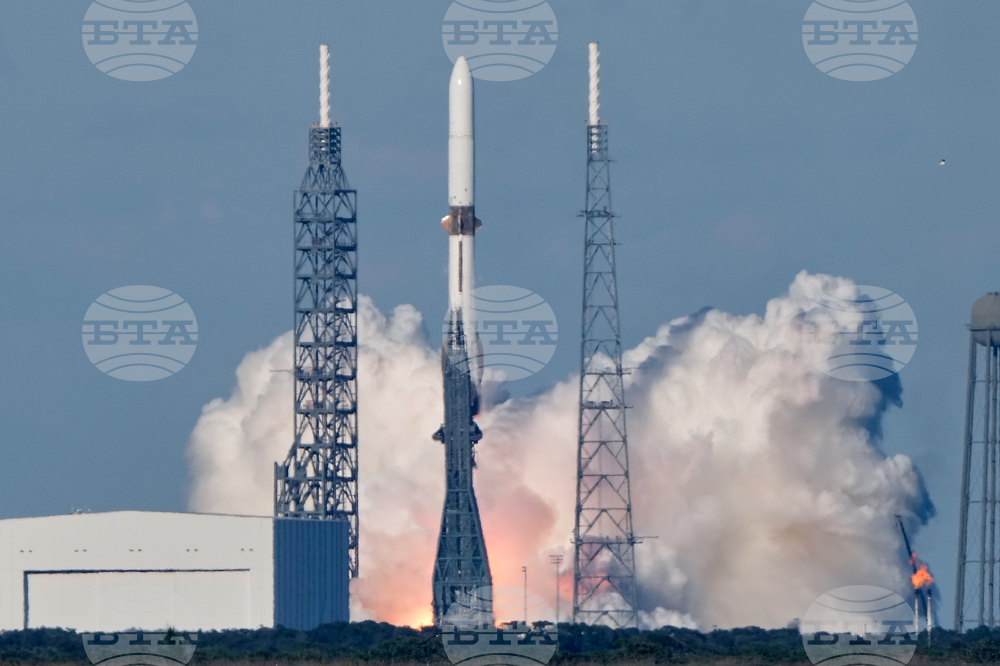 Компания "Блу Ориджин" изстреля ракетата си "Ню Глен" с два орбитални апарата на НАСА за наблюдение на Марс