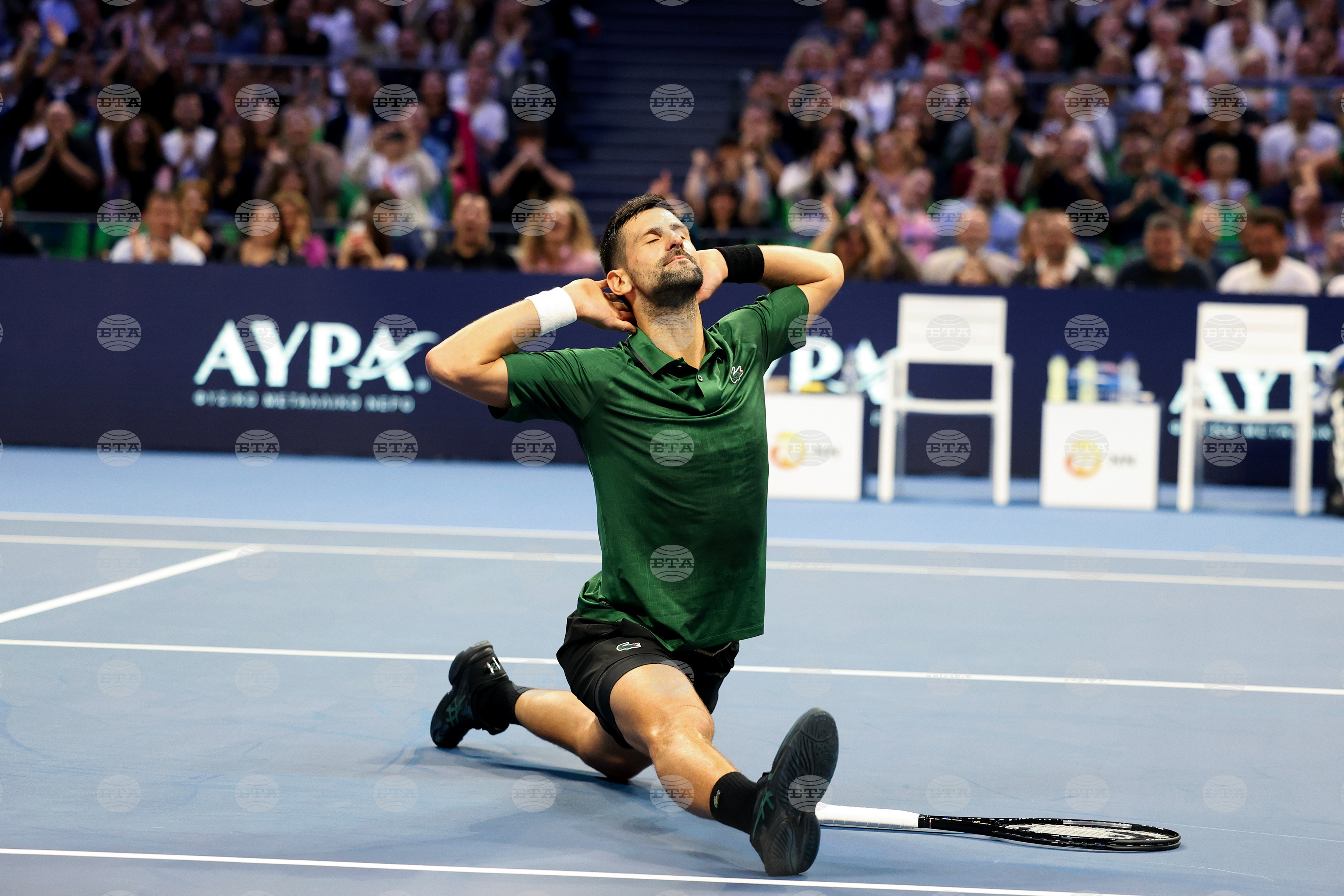 Đoković prehitel Federerja po številu sezon med najboljšimi štirimi na svetu