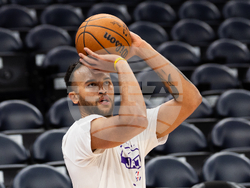 Hawks Jazz Basketball