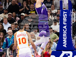 Hawks Jazz Basketball