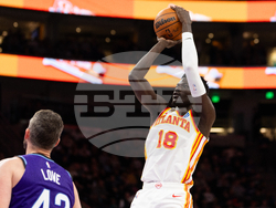 Hawks Jazz Basketball