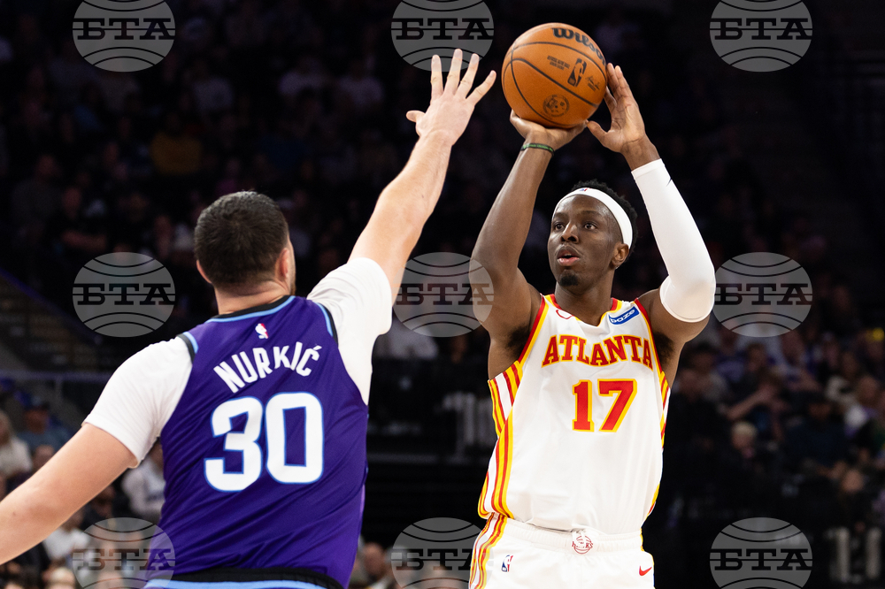 Hawks Jazz Basketball