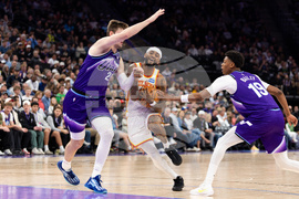 Hawks Jazz Basketball