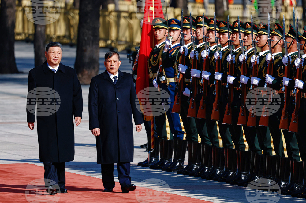 Китайският лидер призова на среща с тайландския крал за задълбочаване на двустранните отношения