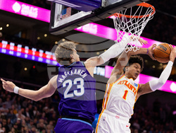 Hawks Jazz Basketball