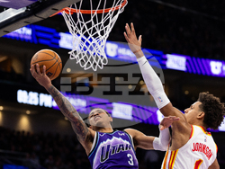 Hawks Jazz Basketball