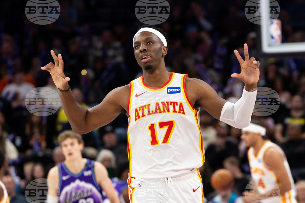 Hawks Jazz Basketball