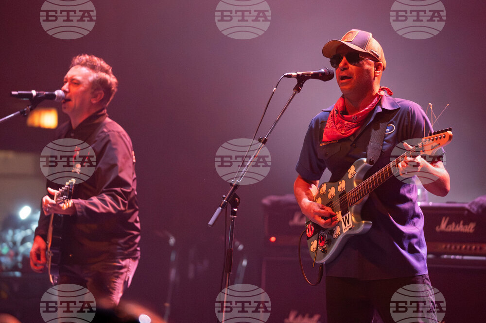 Tom Morello & Friends in Concert - Chicago