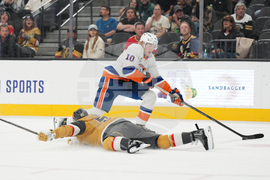 Islanders Golden Knights Hockey