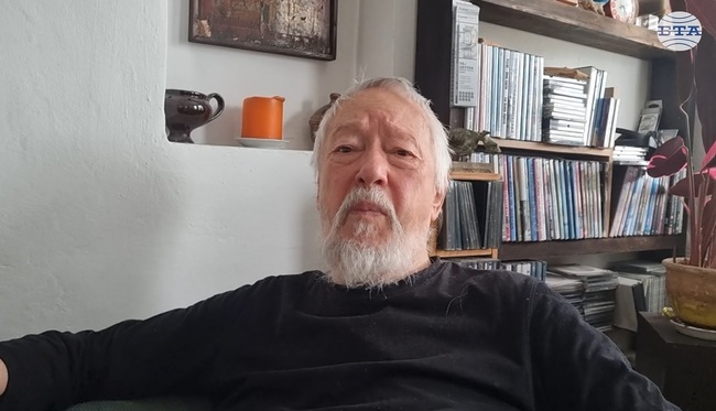 Джазът ми дава възможност да мисля по-различно и абстрактно, каза художникът от Монтана Венелин Захариев