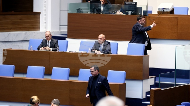 Водна криза в България в момента няма, заяви вицепремиерът Атанас Зафиров