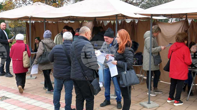 Жители на Добрич си направиха безплатни изследвания на кръвната захар по повод Световния ден за борба с диабета
