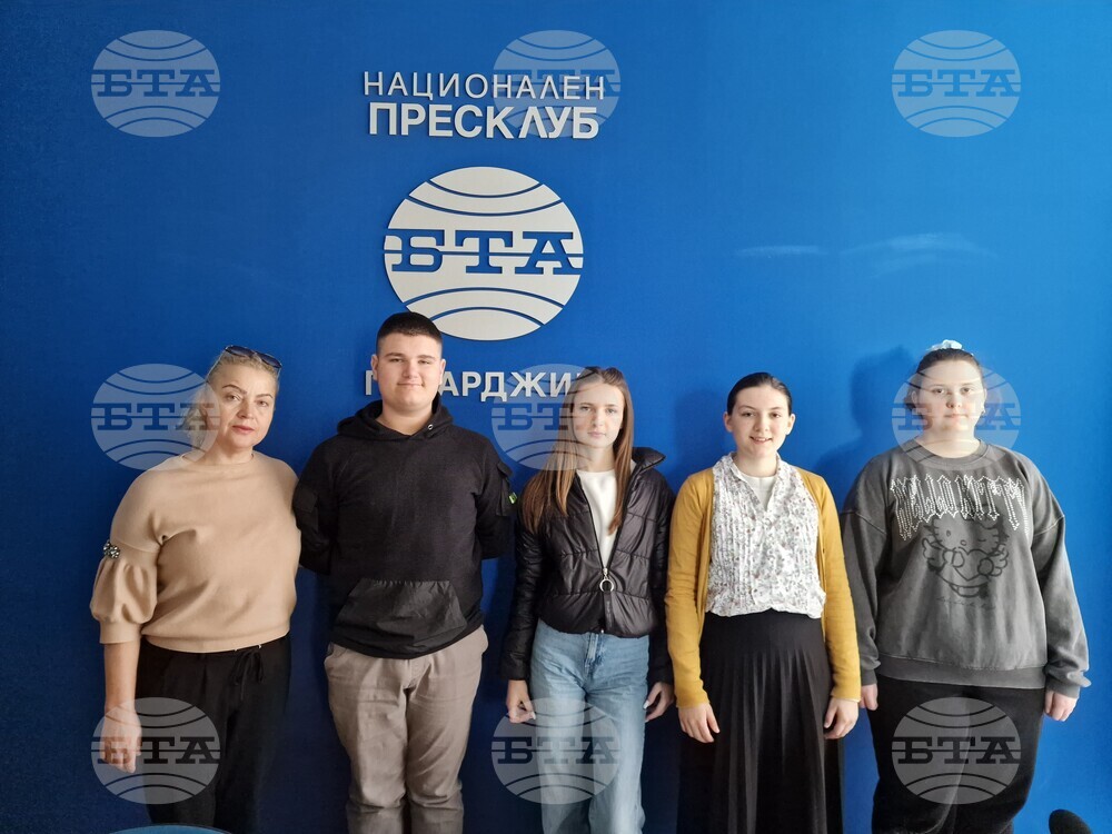 Възпитаниците на СУ „Георги Брегов“ активно се интересуват от джаз, каза музикалният педагог Иванка Кадийска в Пазарджик