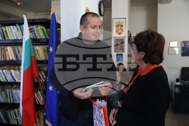 Сърбия - Цариброд - Културно-информационен център на българското малцинство - посещение