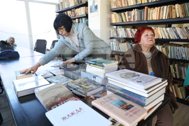 Сърбия - Цариброд - Културно-информационен център на българското малцинство - посещение