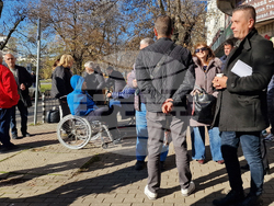 Транспортна болница - граждани - протест