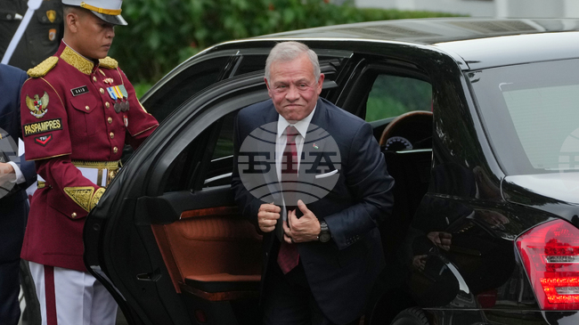 Йордания съобщи, че крал Абдула е получил покана да се присъедини към Съвета за мир за Газа