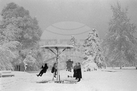 Снежна София през 1954 година