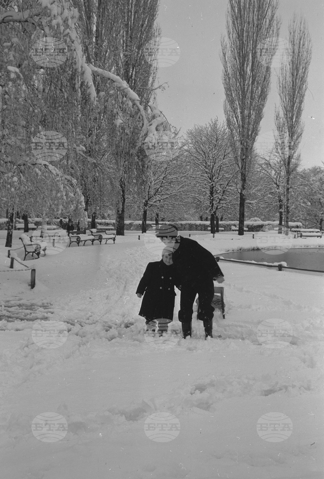 Снежна София през 1954 година