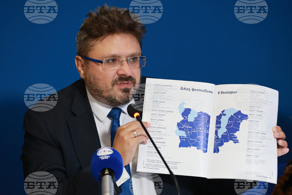 В деня на откриването на Jazz Fest Ruse – най-стария действащ джаз фестивал в България, се състоя премиерата на брой на сп. ЛИК, посветен на джаза