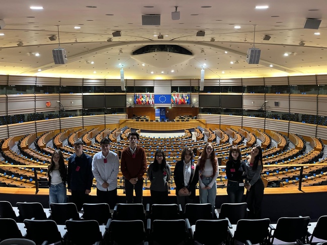 Български ученици ще посетят европейските институции в Брюксел през април 2026 година