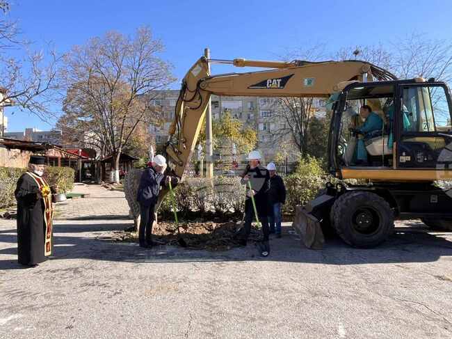 В Пловдив започна изграждането на нов корпус за Отделението по нуклеарна медицина към Комплексния онкологичен център