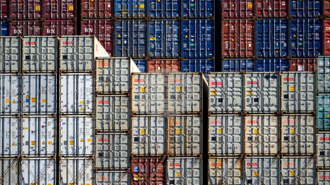 Евентуално блокиране на митата от Върховния съд на САЩ би било "заплаха за националната сигурност", предупреди Тръмп