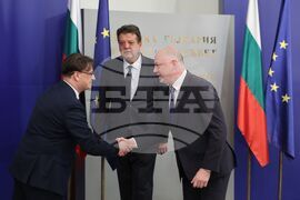 Министерски съвет - държавна награда - връчване