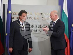 Министерски съвет - държавна награда - връчване