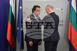 Министерски съвет - държавна награда - връчване