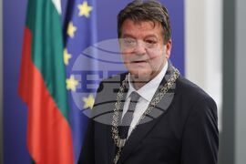 Министерски съвет - държавна награда - връчване