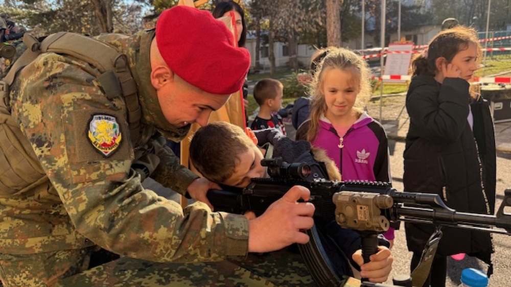 Ден на отворени врати във военно формирование 52740 Хасково