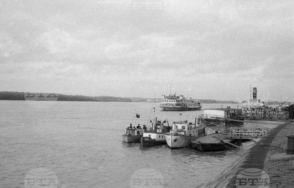 На Русенското пристанище