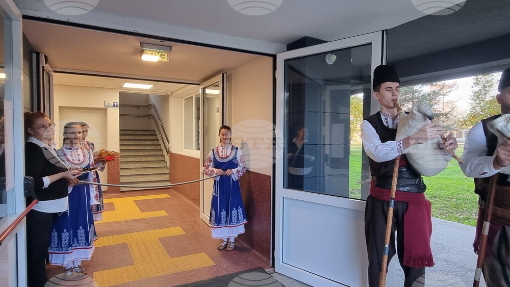 Пловдив - ученическо общежитие - откриване