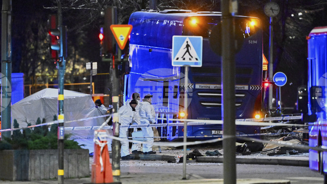 Властите в Стокхолм идентифицираха трите жертви от автобусната катастрофа миналата седмица