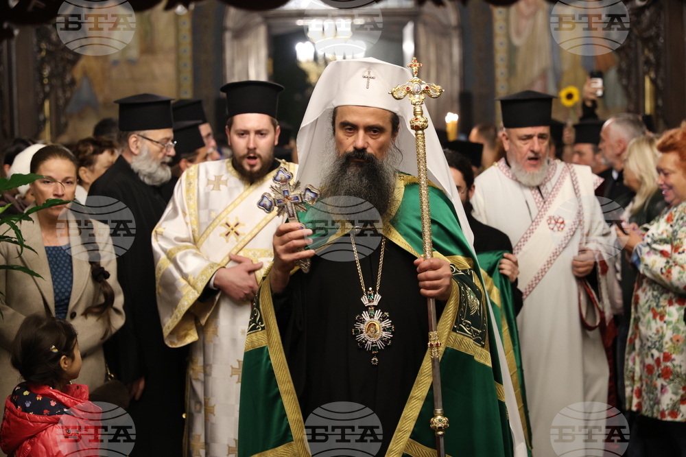 Архиерейска вечерня - литургия - патриарх Даниил