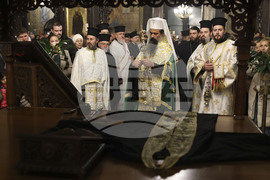 Архиерейска вечерня - литургия - патриарх Даниил