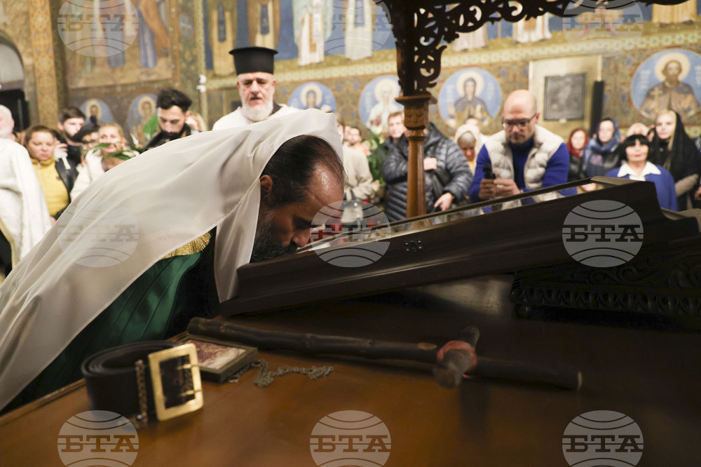 Архиерейска вечерня - литургия - патриарх Даниил