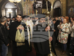 Архиерейска вечерня - литургия - патриарх Даниил