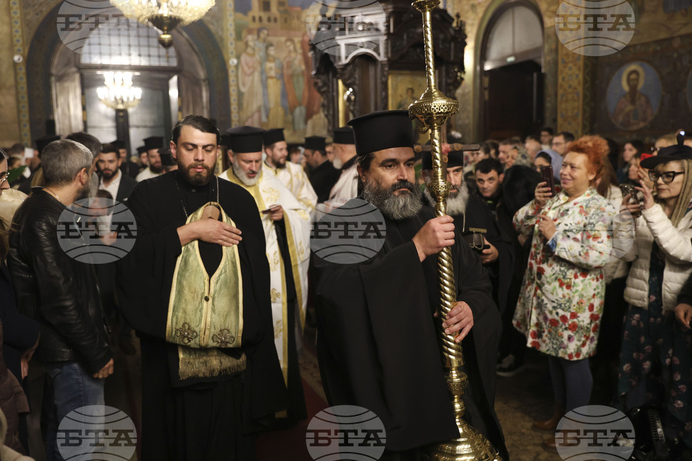 Архиерейска вечерня - литургия - патриарх Даниил