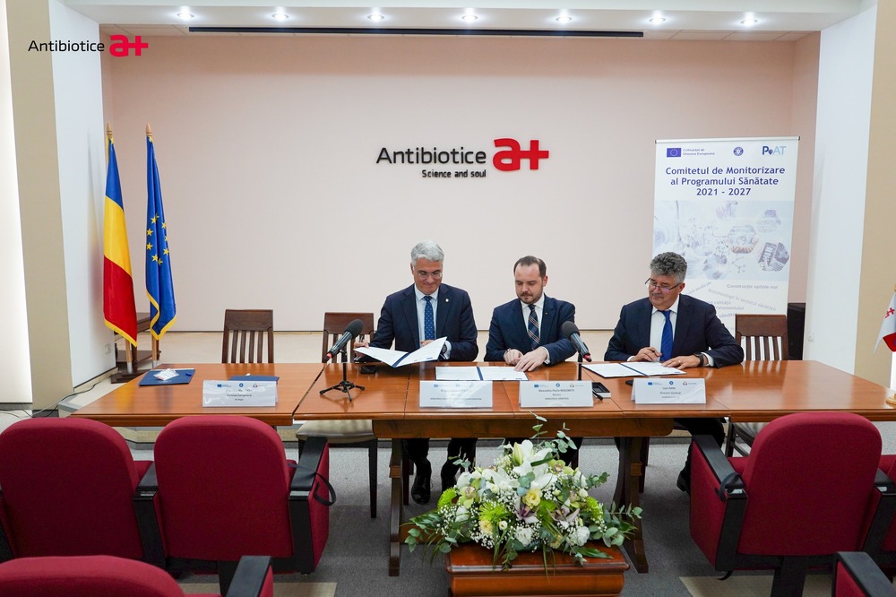 Аджерпрес: Румънската фармацевтична компания „Антибиотиче Яш“ ще създаде център за критични лекарства на стойност 75 милиона евро