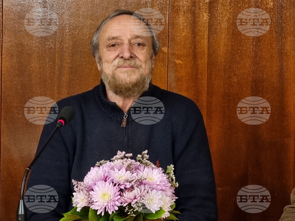 Писателят Любомир Котев на 75: Не бих написал всичките си книги, ако не беше моят град и не ми бяха близки неговите хора