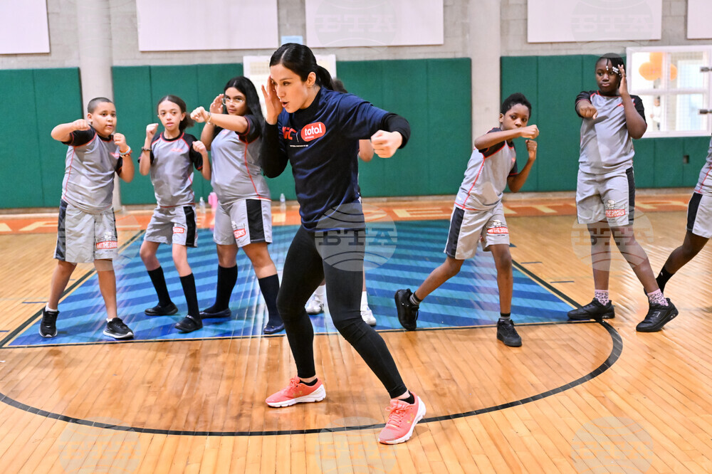 Total Wireless and UFC Foundation Empower Youth at Hit The Books MMA