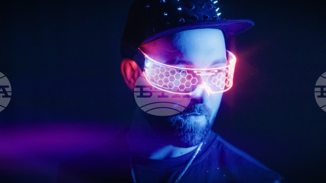 Станимир Маринов-Стан представя песен, вдъхновена от силата на човешката връзка