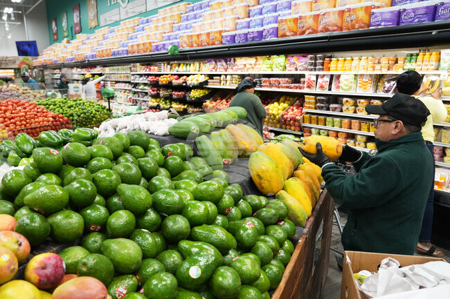 В австрийската търговска мрежа ще бъдат обозначавани „измамните опаковки“ на хранителни и дрогерийни продукти 