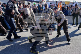 APTOPIX Federal Enforcement Chicago